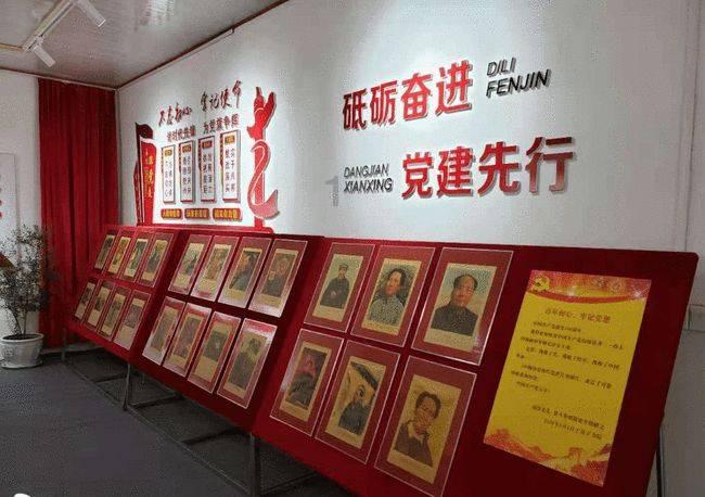 玛丽皇后的时装